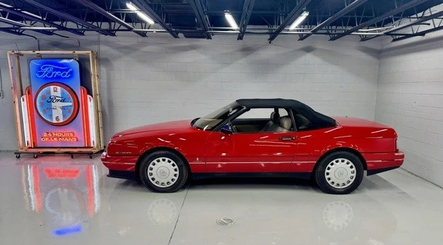 1993 Cadillac Allante - Image 8 of 12
