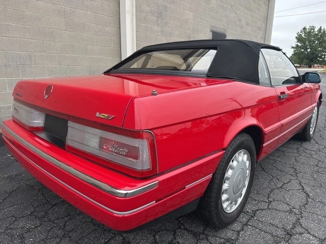 1993 Cadillac Allante - Image 4 of 12