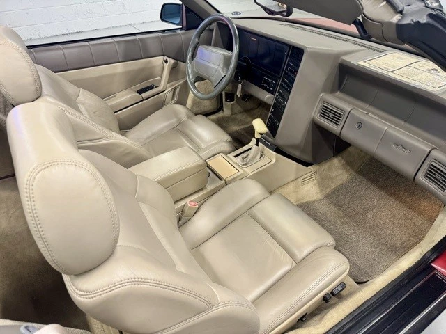 1993 Cadillac Allante - Image 11 of 12