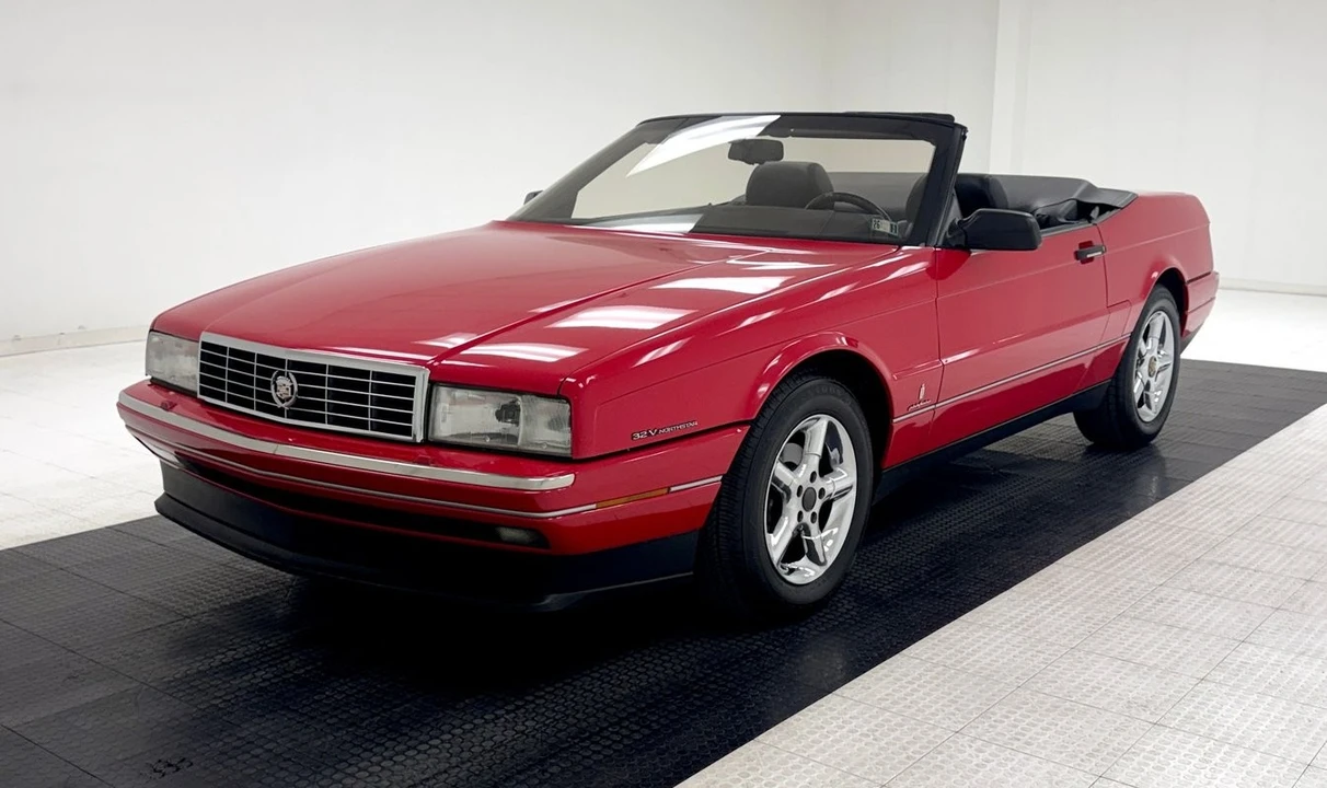 1993 Cadillac Allante - Image 2 of 31