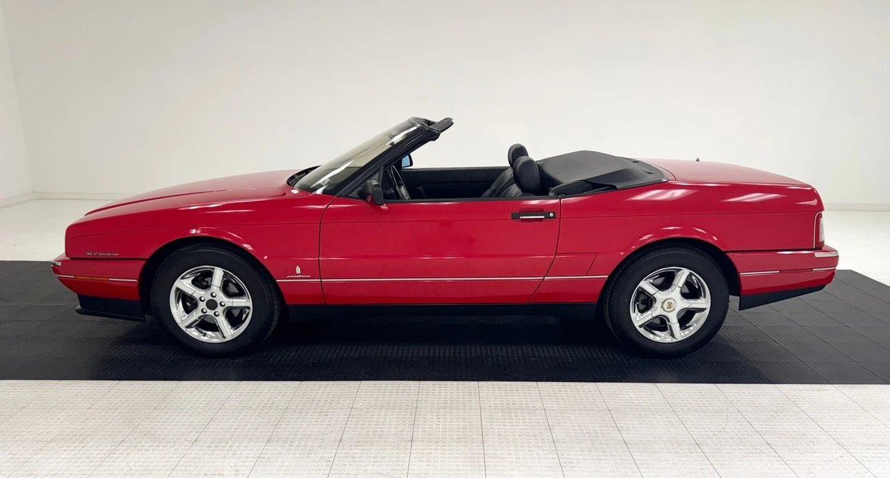 1993 Cadillac Allante - Image 4 of 31
