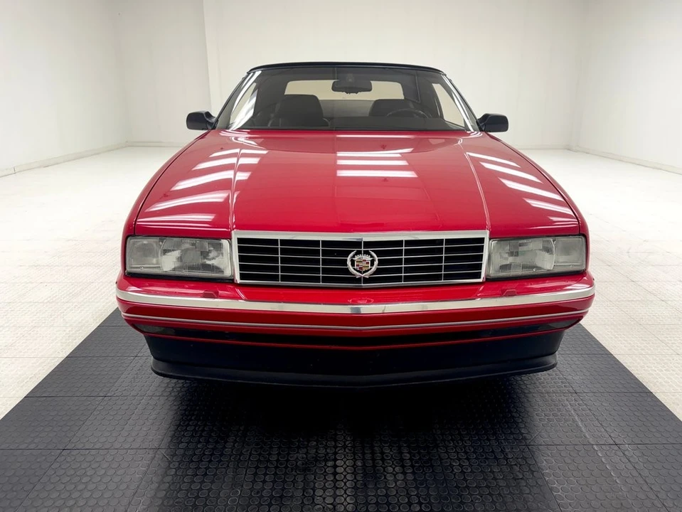 1993 Cadillac Allante - Image 11 of 12