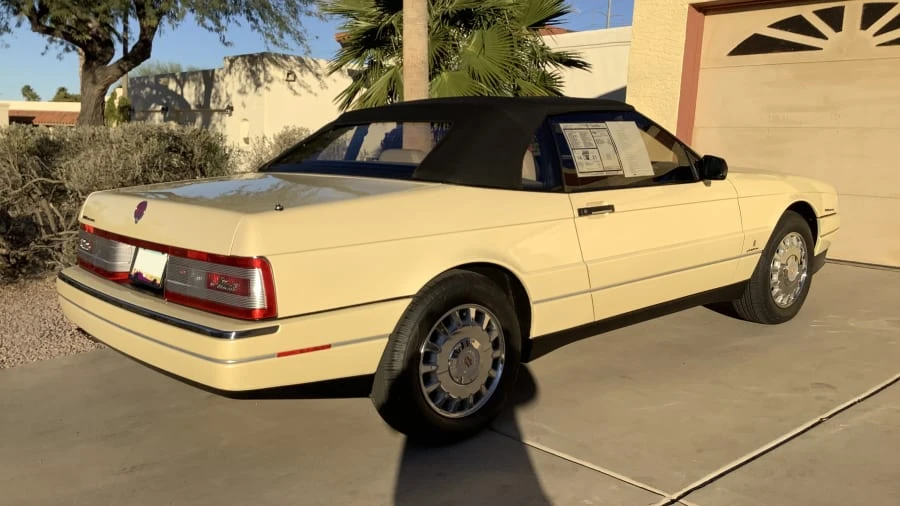 1993 Cadillac Allante - Image 2 of 31