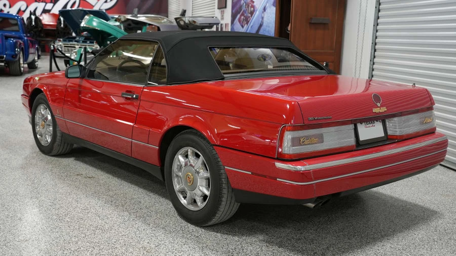 1993 Cadillac Allante - Image 8 of 31