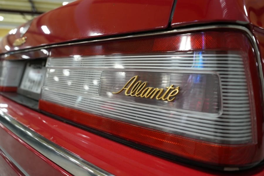 1993 Cadillac Allante - Image 20 of 31