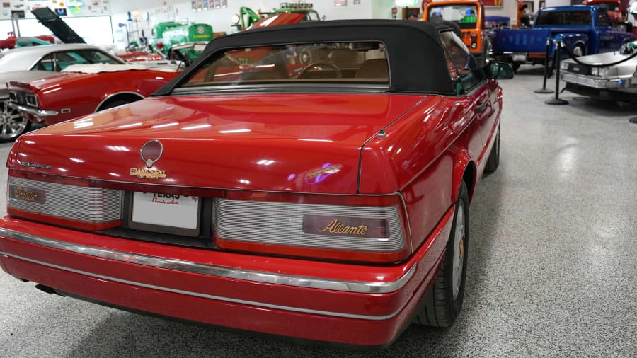 1993 Cadillac Allante - Image 10 of 31