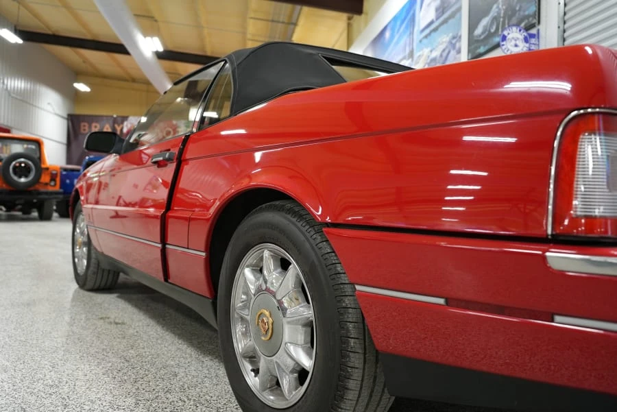 1993 Cadillac Allante - Image 27 of 31