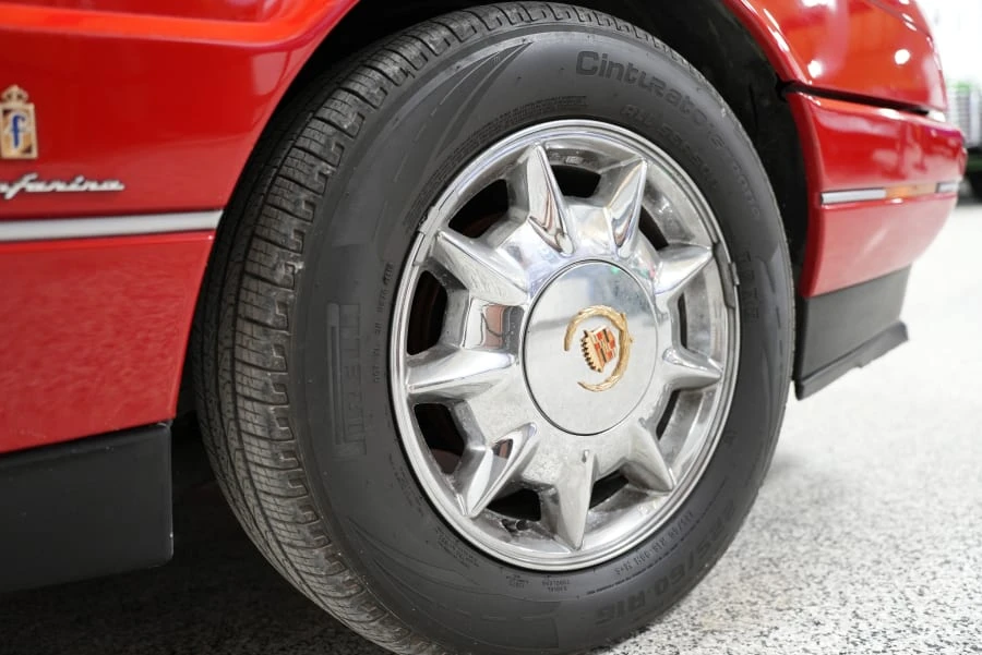 1993 Cadillac Allante - Image 16 of 31