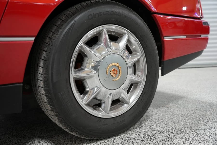 1993 Cadillac Allante - Image 30 of 31