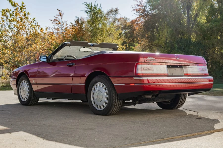 1993 Cadillac Allante - Image 8 of 27