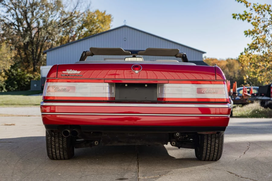 1993 Cadillac Allante - Image 5 of 27