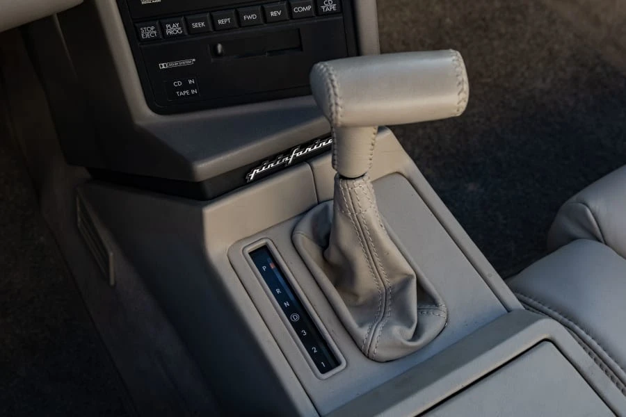 1993 Cadillac Allante - Image 24 of 27