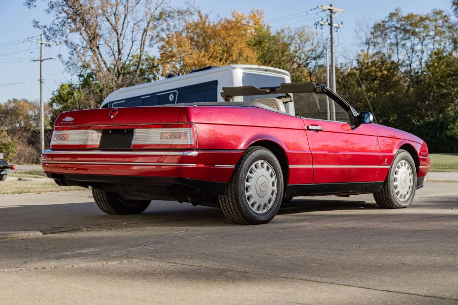 1993 Cadillac Allante - Image 3 of 27