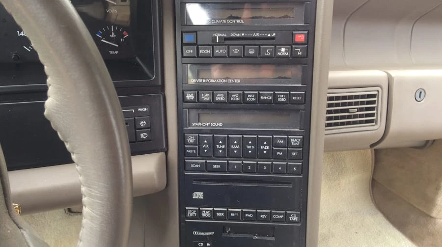 1993 Cadillac Allante - Image 5 of 8