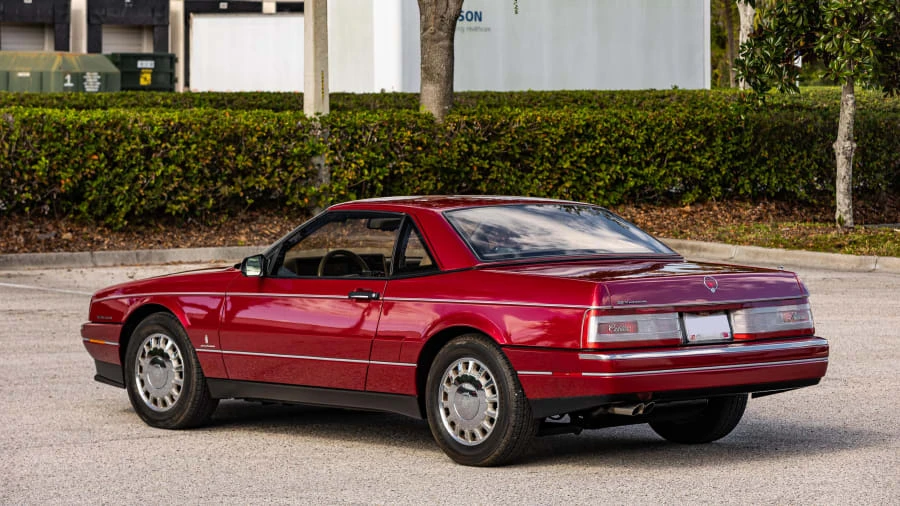 1993 Cadillac Allante - Image 29 of 30