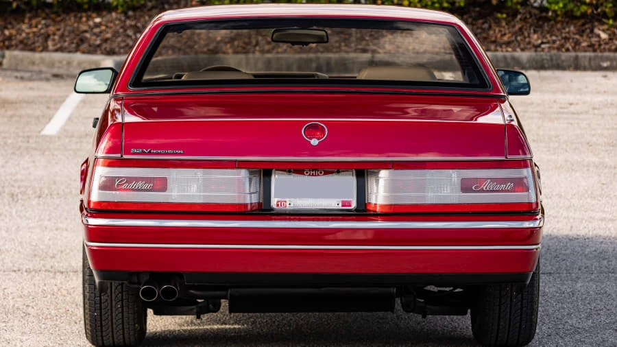1993 Cadillac Allante - Image 16 of 30