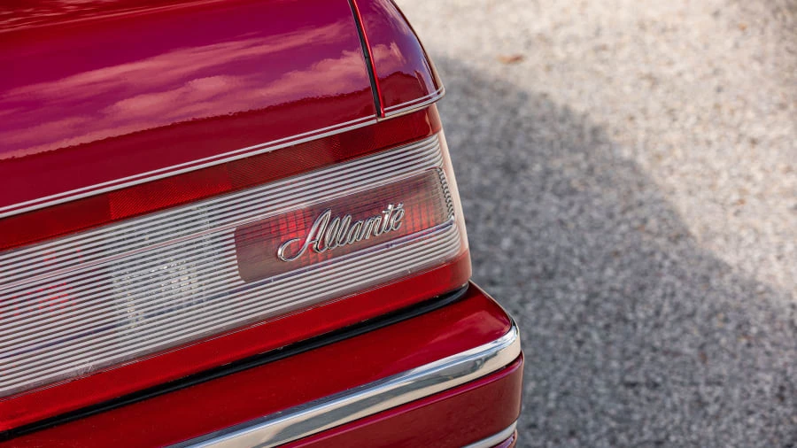 1993 Cadillac Allante - Image 14 of 30