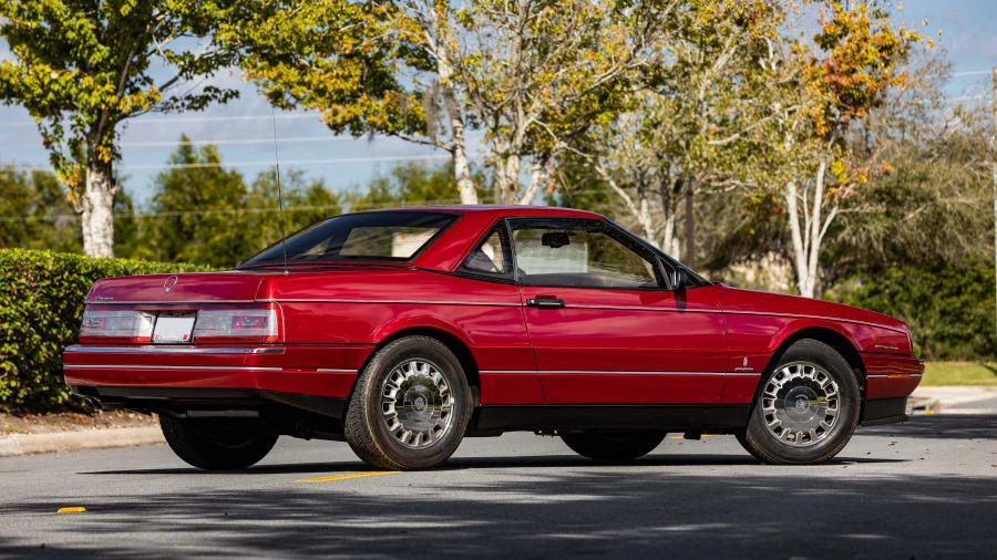 1993 Cadillac Allante - Image 2 of 30