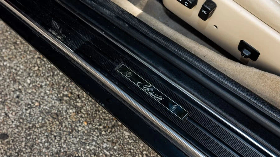 1993 Cadillac Allante - Image 20 of 30