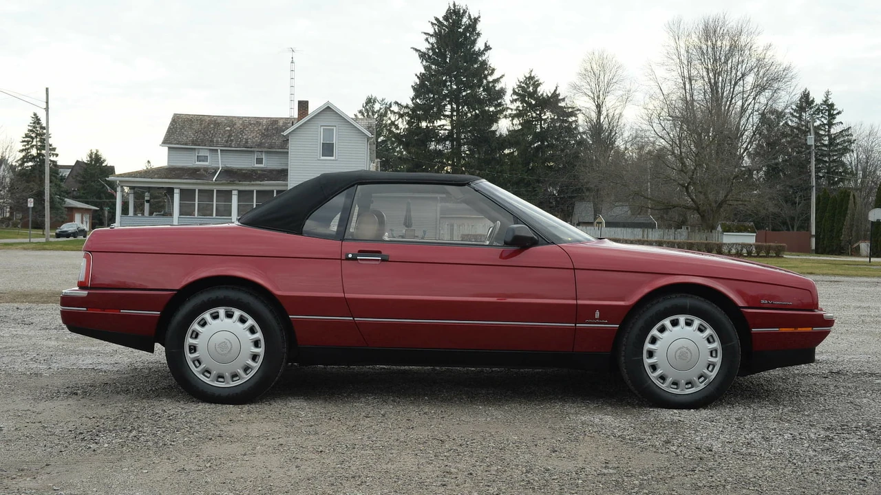 1993 Cadillac Allante - Image 12 of 12