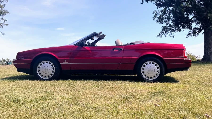 1993 Cadillac Allante - Image 2 of 17