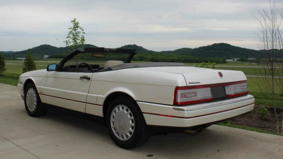 1993 Cadillac Allante - Image 3 of 31