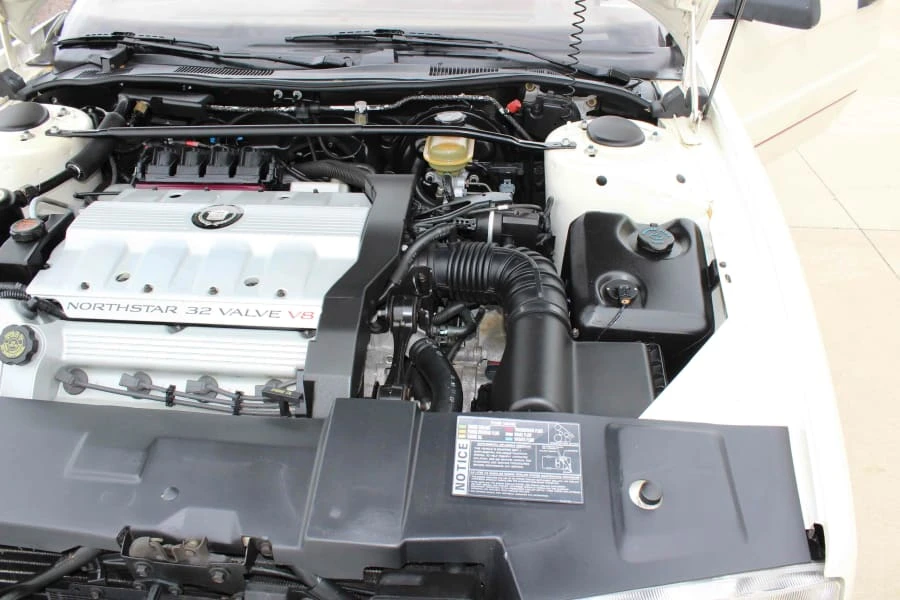 1993 Cadillac Allante - Image 9 of 31