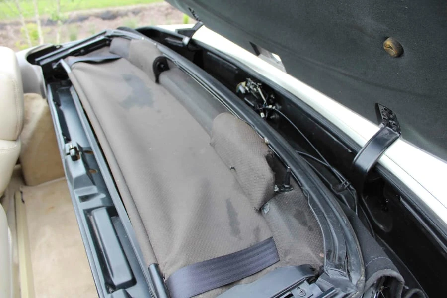 1993 Cadillac Allante - Image 16 of 31