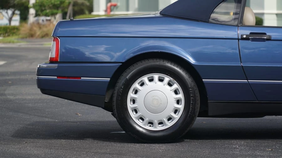 1993 Cadillac Allante - Image 9 of 14