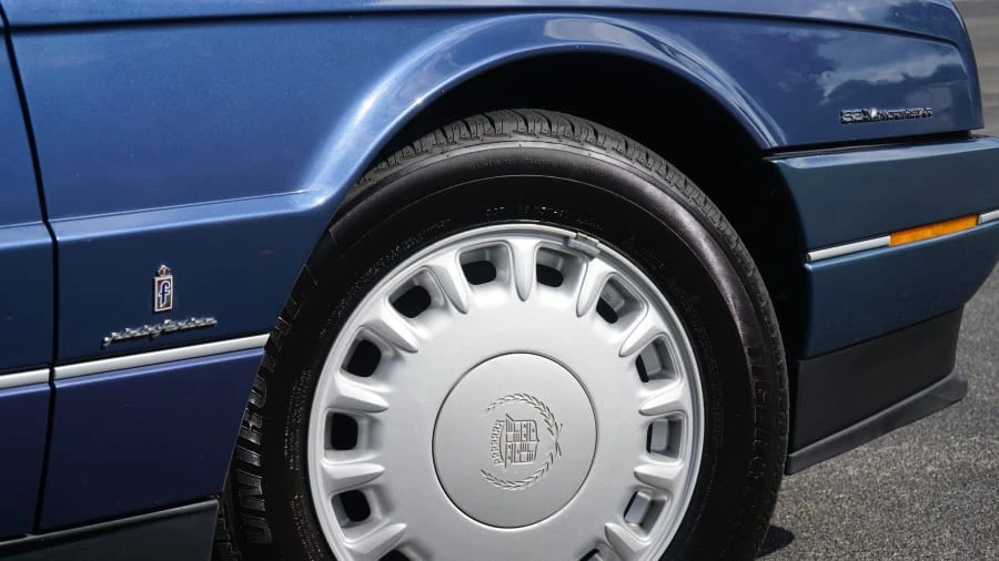 1993 Cadillac Allante - Image 11 of 14