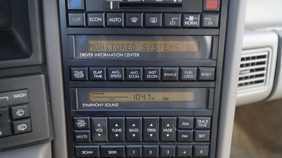 1993 Cadillac Allante - Image 6 of 14