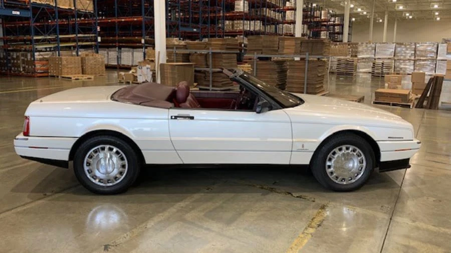 1993 Cadillac Allante - Image 2 of 11