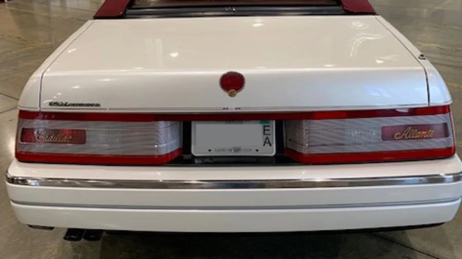 1993 Cadillac Allante - Image 8 of 11