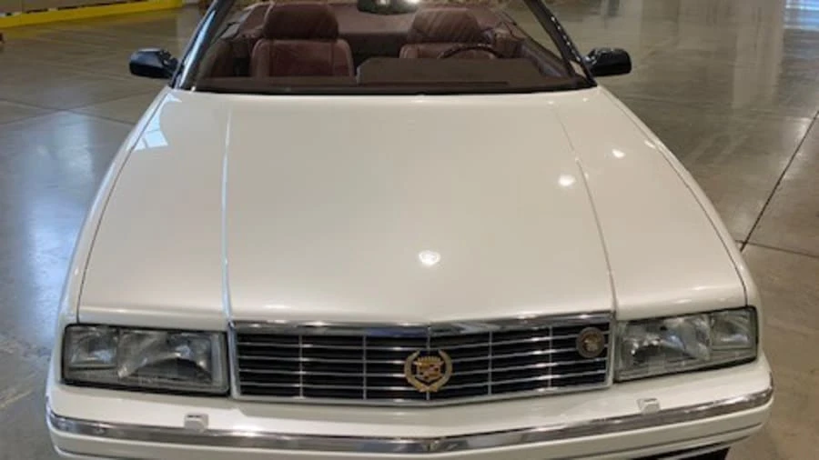 1993 Cadillac Allante - Image 10 of 11