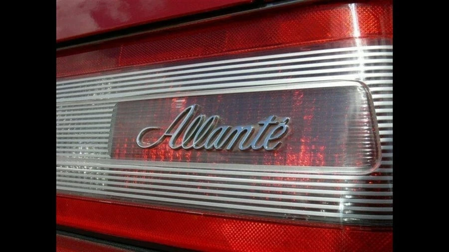 1993 Cadillac Allante - Image 14 of 23