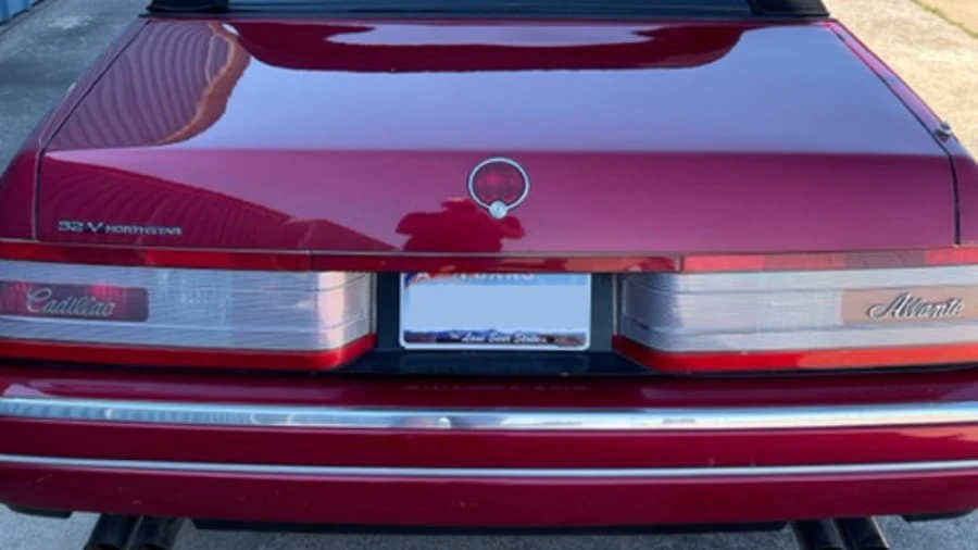 1993 Cadillac Allante - Image 15 of 23