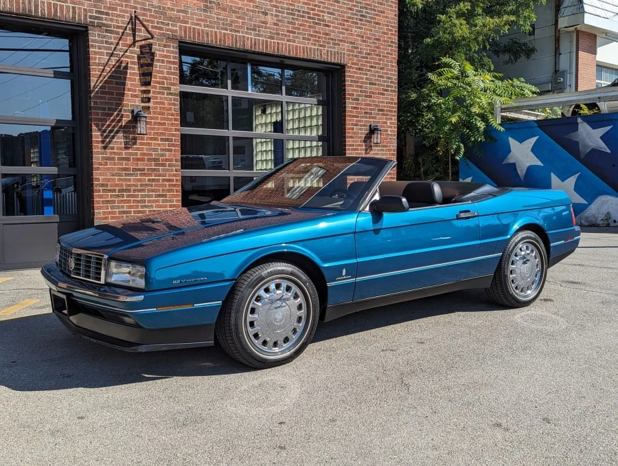 1993 Cadillac Allante - Image 31 of 31