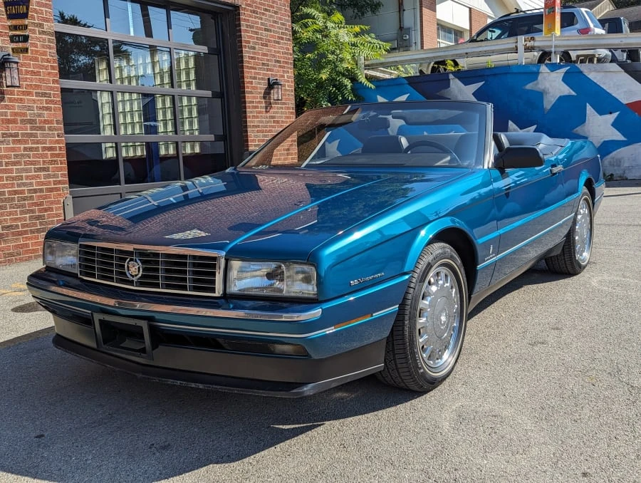1993 Cadillac Allante - Image 30 of 31