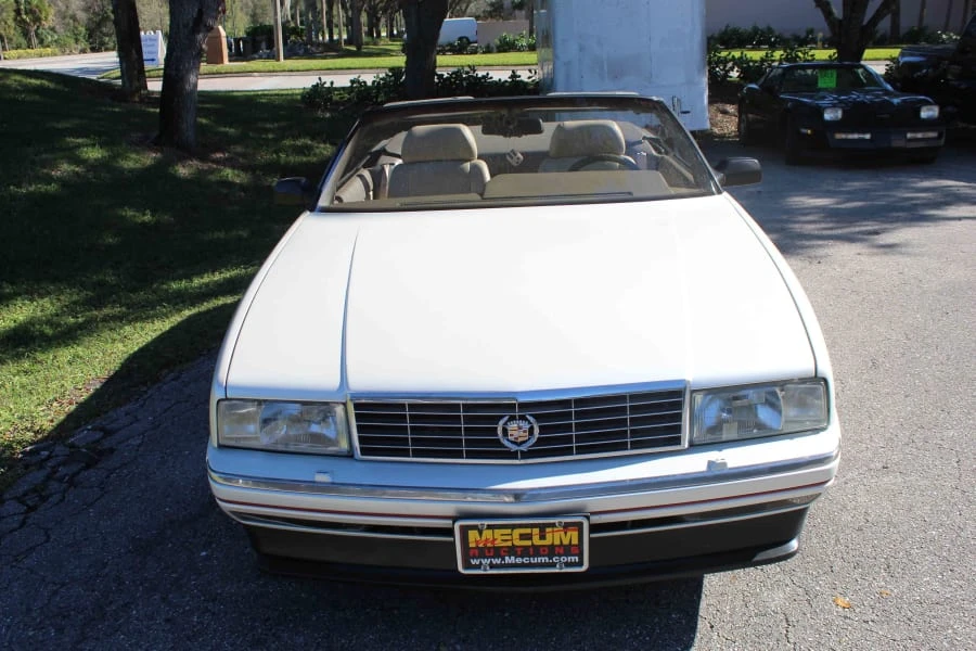 1993 Cadillac Allante - Image 12 of 31