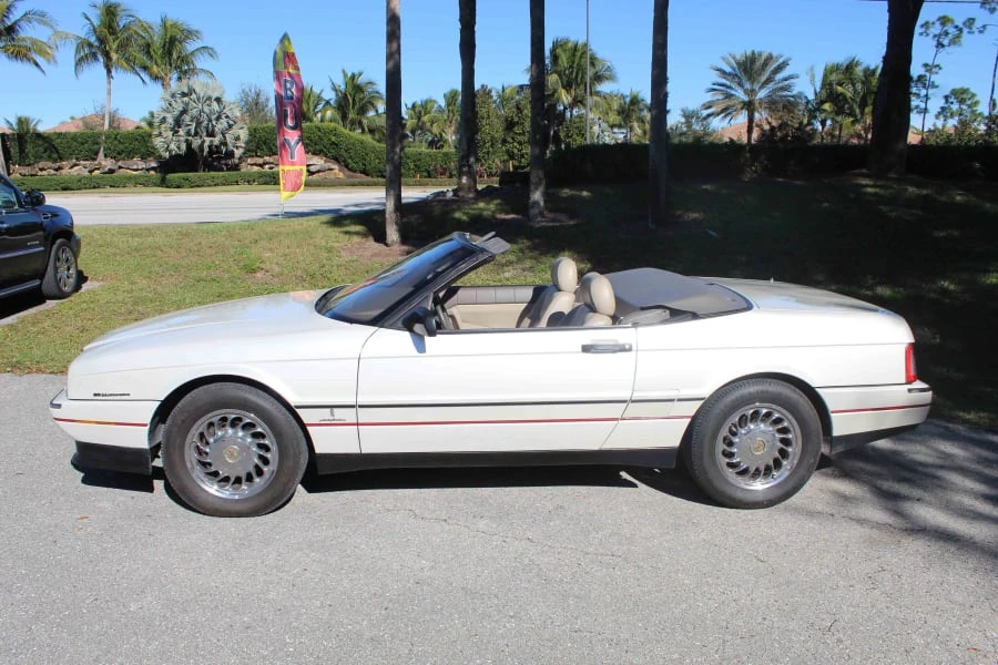 1993 Cadillac Allante - Image 2 of 31