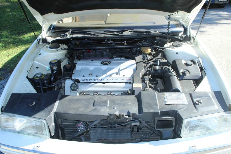1993 Cadillac Allante - Image 17 of 31