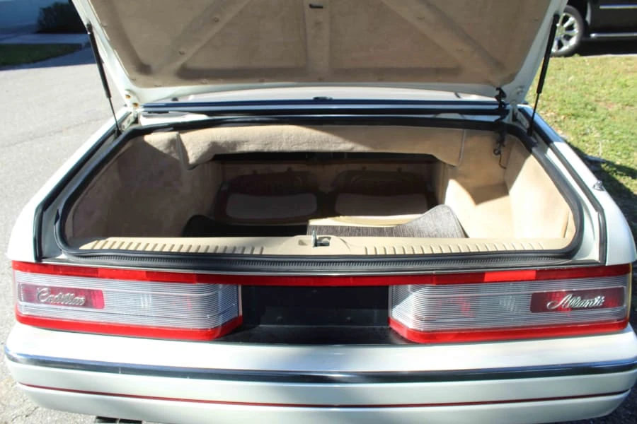 1993 Cadillac Allante - Image 18 of 31