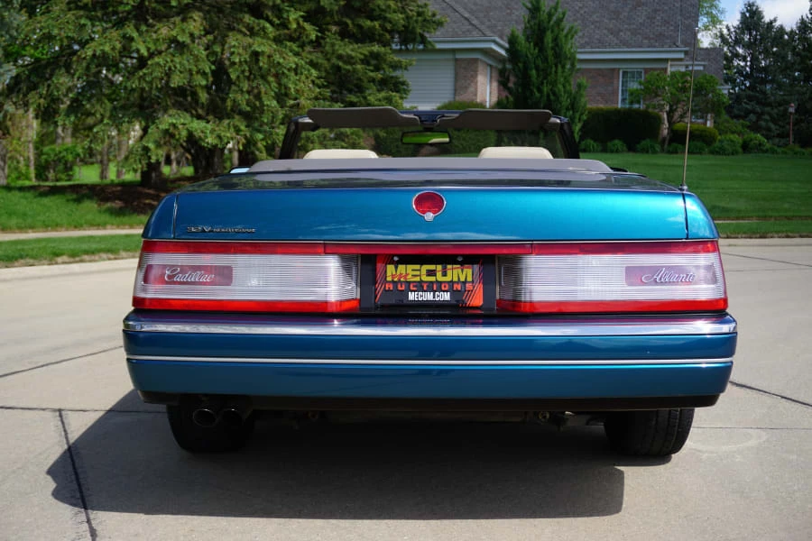 1993 Cadillac Allante - Image 5 of 31
