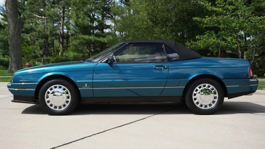 1993 Cadillac Allante - Image 9 of 31