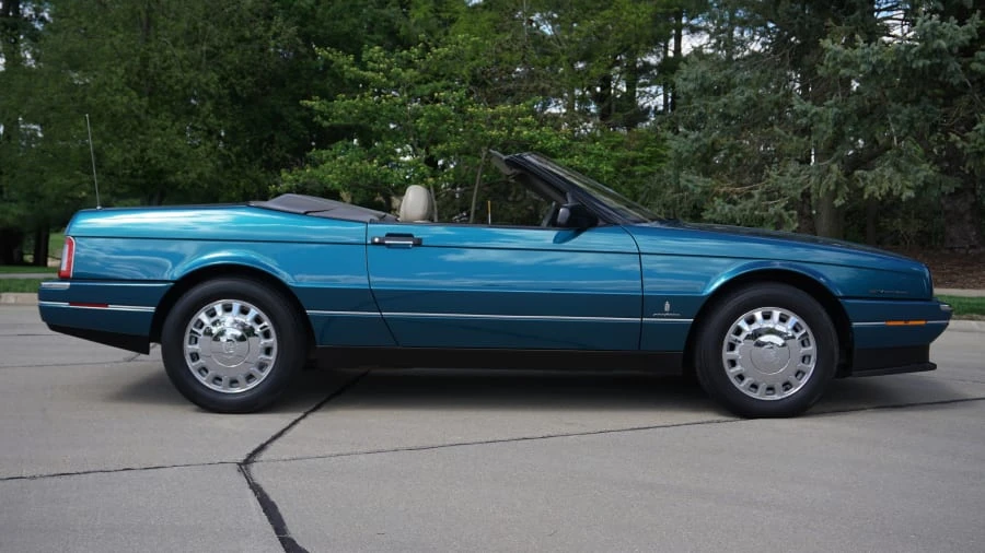 1993 Cadillac Allante - Image 15 of 31