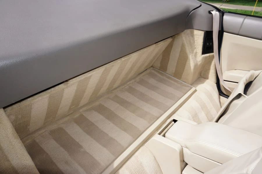 1993 Cadillac Allante - Image 21 of 31