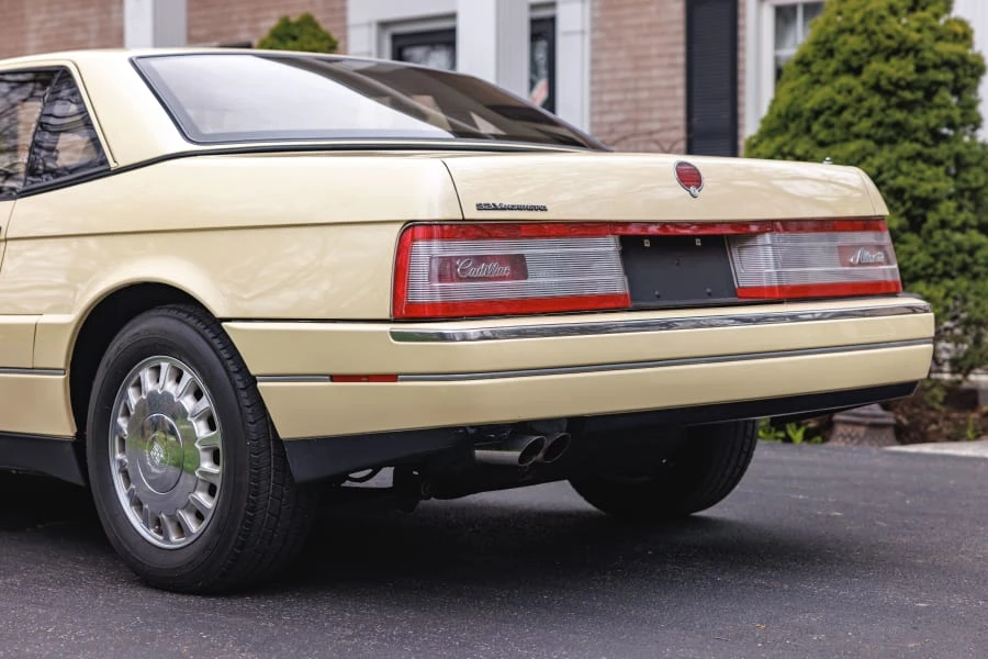 1993 Cadillac Allante - Image 26 of 31