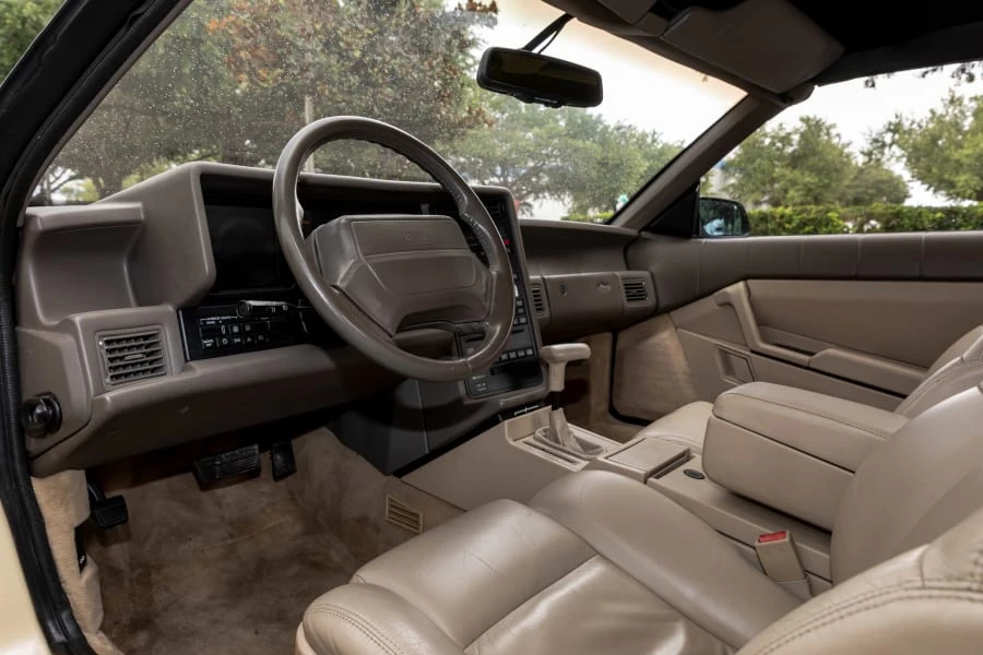 1993 Cadillac Allante - Image 24 of 31