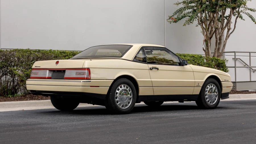 1993 Cadillac Allante - Image 3 of 31