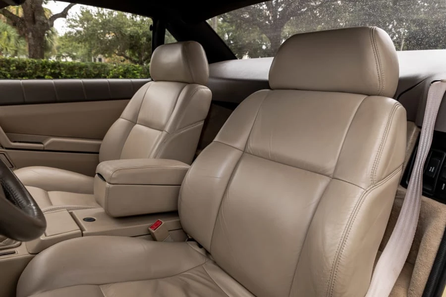 1993 Cadillac Allante - Image 30 of 31